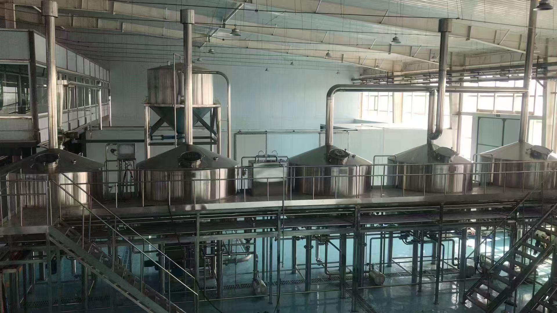 恩阳精酿啤酒设备厂—精酿啤酒设备主要生产工艺与核心技术